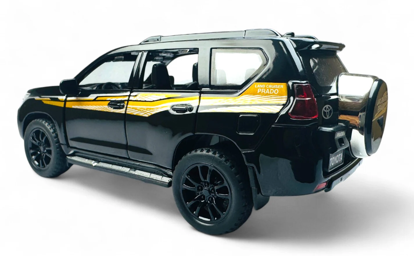 Land Cruiser Prado 1:24 diecast scale model car collectible - Image 10