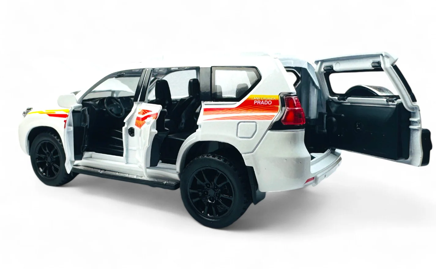 Land Cruiser Prado 1:24 diecast scale model car collectible - Image 3