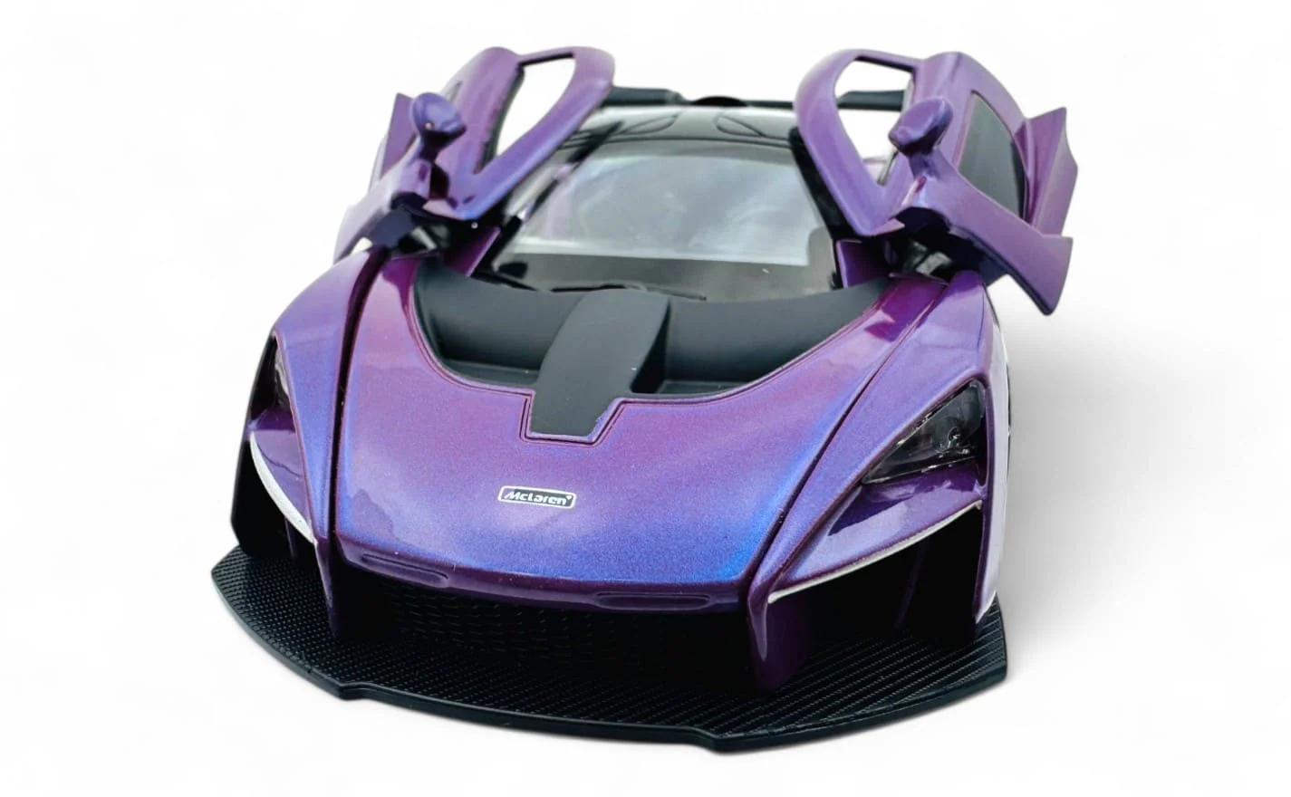 McLaren Senna Supercar 1:24 diecast scale model car collectible - Image 10