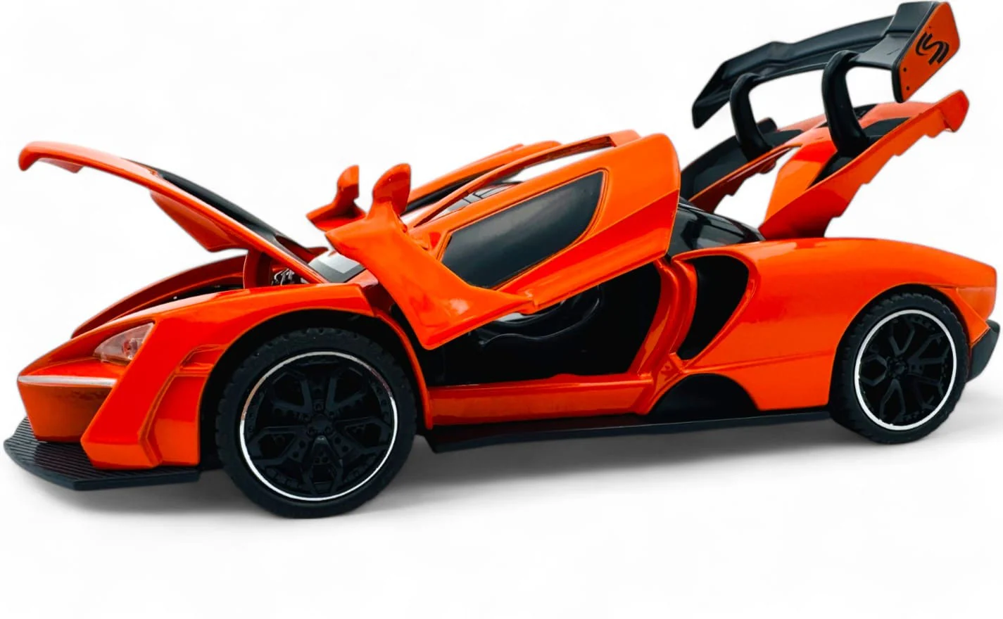 McLaren Senna Supercar 1:24 diecast scale model car collectible - Image 12