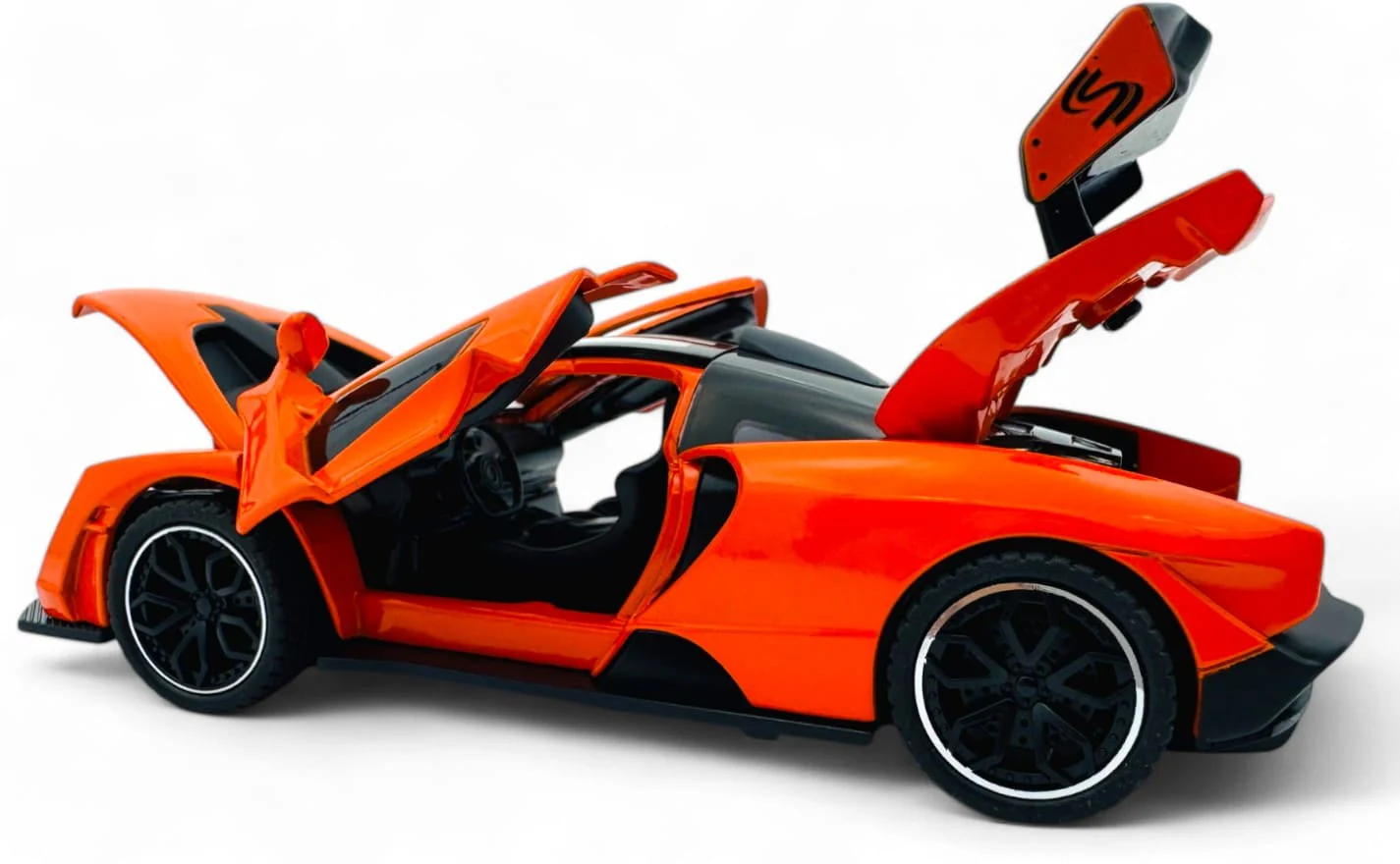 McLaren Senna Supercar 1:24 diecast scale model car collectible - Image 13