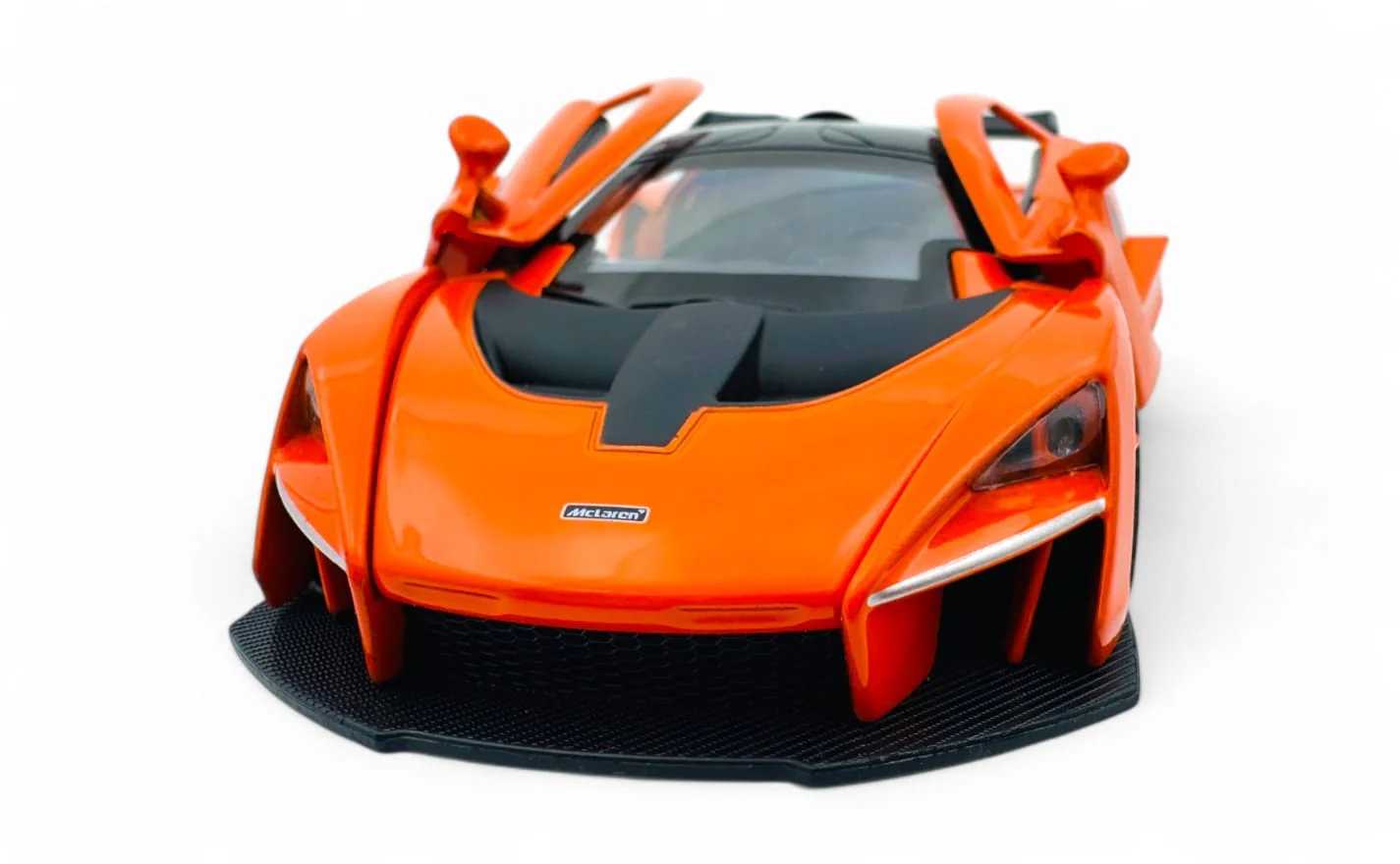 McLaren Senna Supercar 1:24 diecast scale model car collectible - Image 15