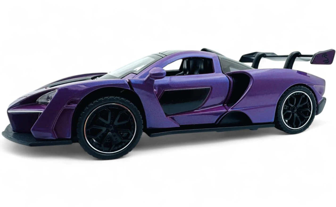 McLaren Senna Supercar 1:24 diecast scale model car collectible - Image 6